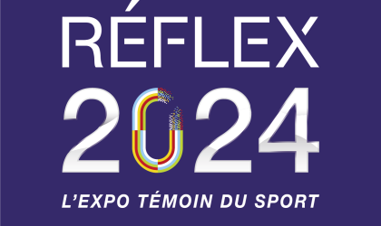 2024 reflex 2024 logo blanc quadri fond mauve